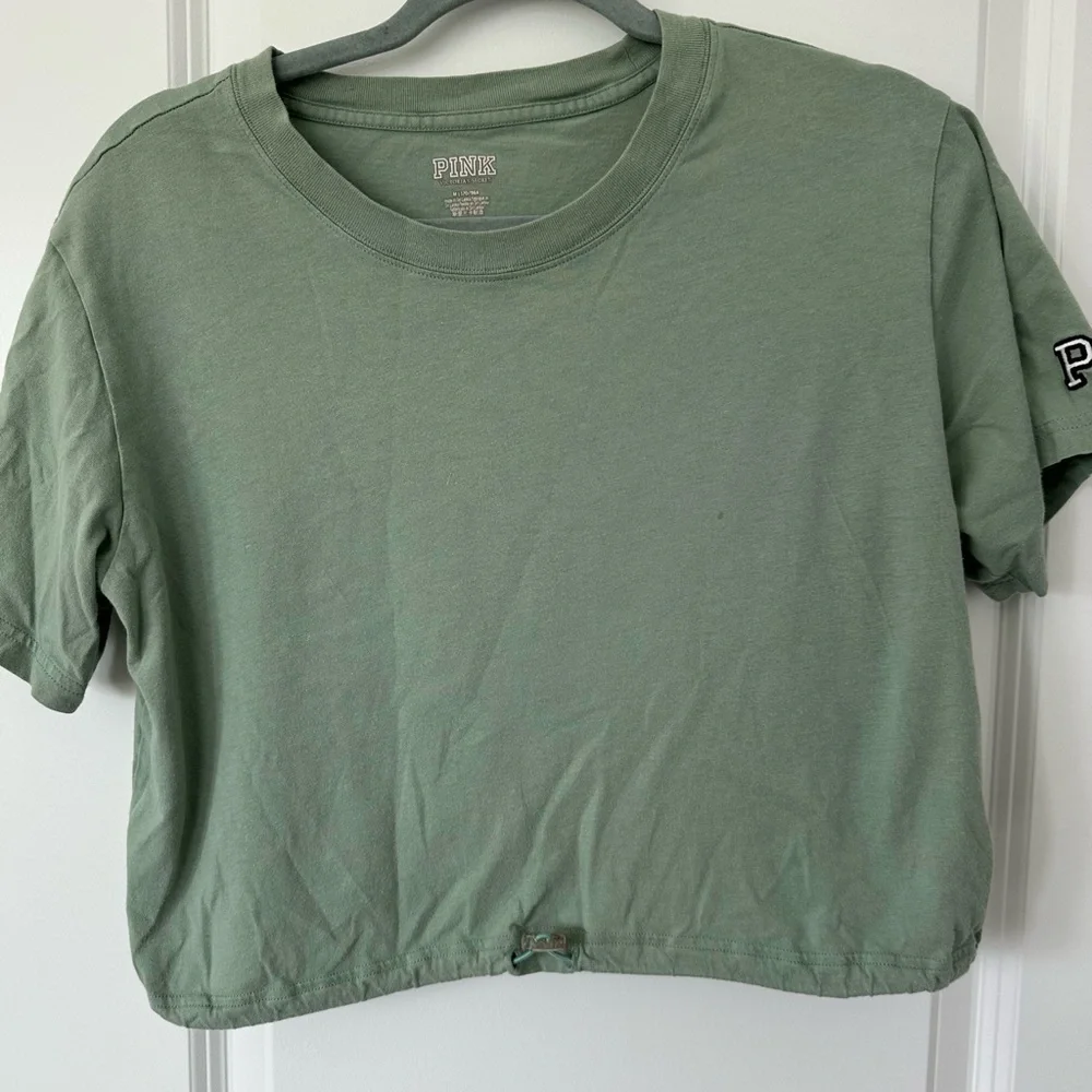 Pink Green Cropped short sleeve T-Shirt - Picture 1 of 5